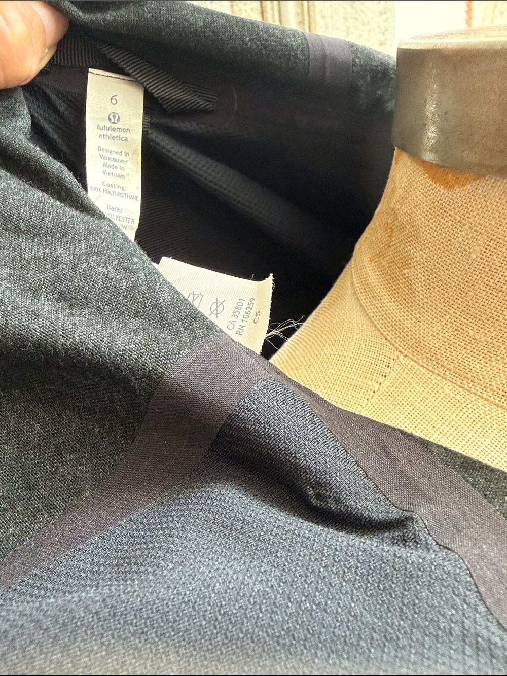 Lululemon jacket - Picture 4 of 4
